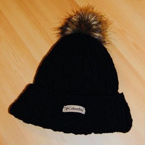 COLUMBIA POM POM BEANIE